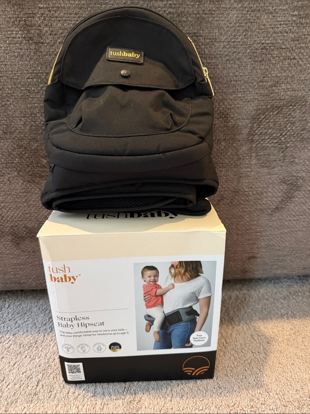 tushbaby Strapless Baby Hipseat - Black